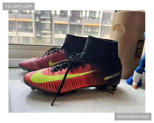 那些坚持穿高帮足球鞋的球星们如何在赛场上展现独特风格与统治力